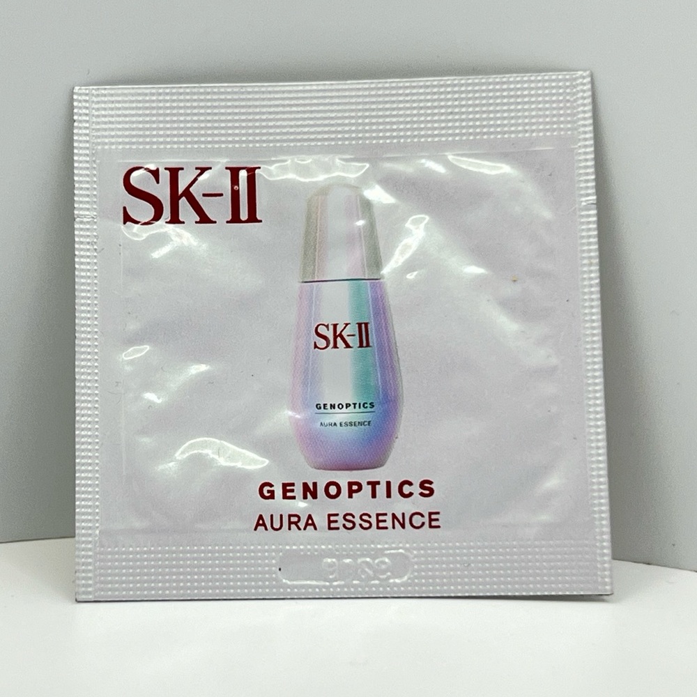 FREE 🌺 SK-Il Genoptics Aura Essence ~ Single Use Sample ~ NEW